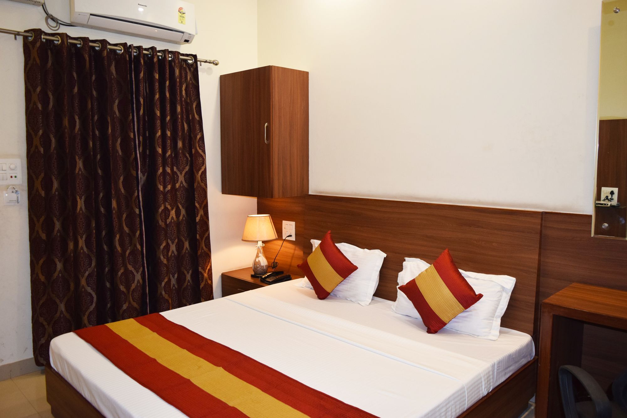 Hotel Palace Amritsar Exterior foto